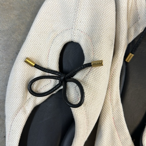 Frame - Picture 5 of 8